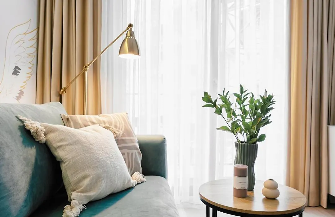 Golden Dreams Luxury Apartments 21-1
